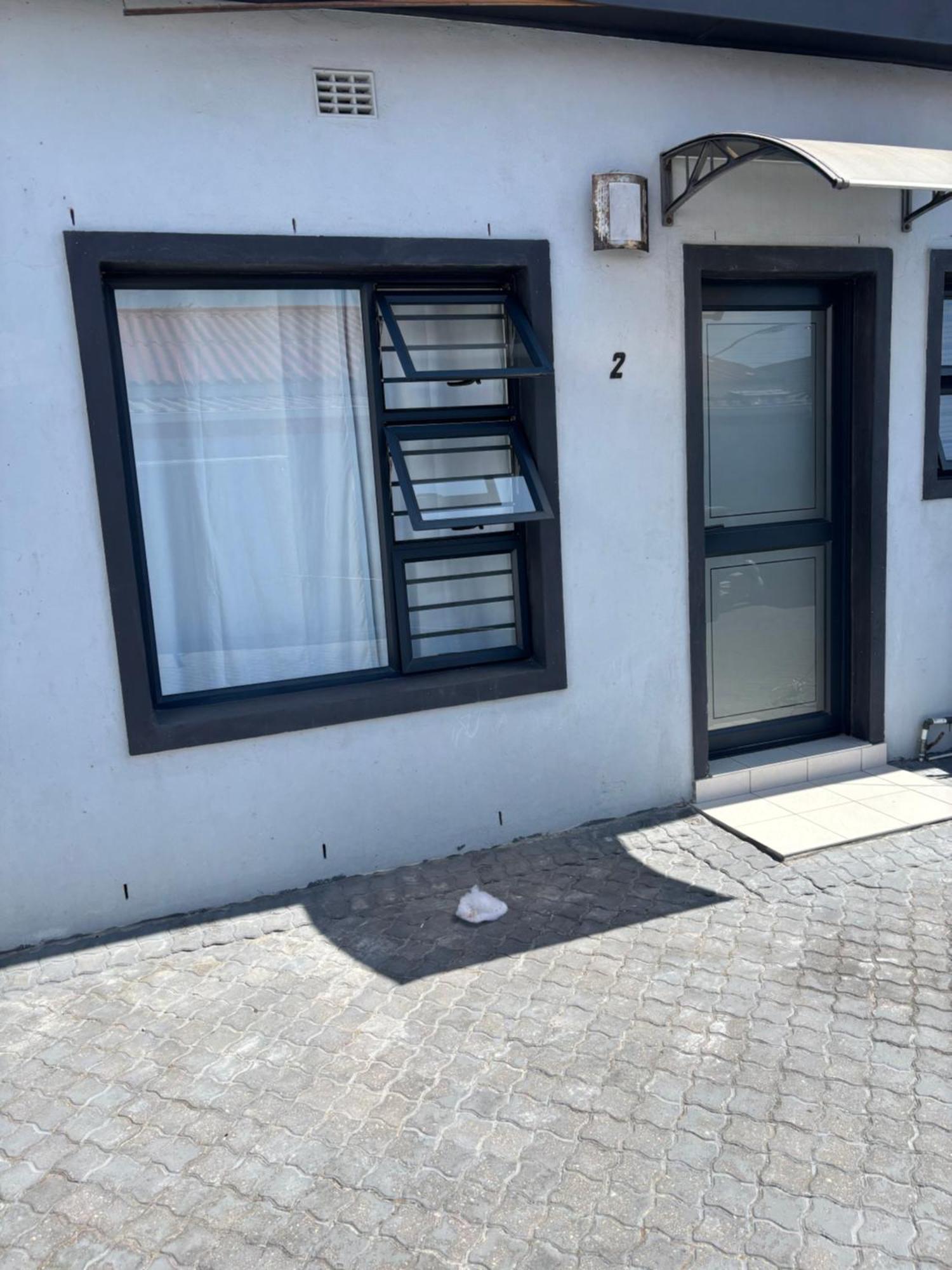 First Avenue Fully Halaal - Granny Flat Cape Town